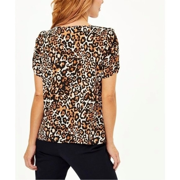 NWT. Talbots P Leopard Woven  Notch Neck Cinch Short Sleeve Blouse. - Picture 12 of 14